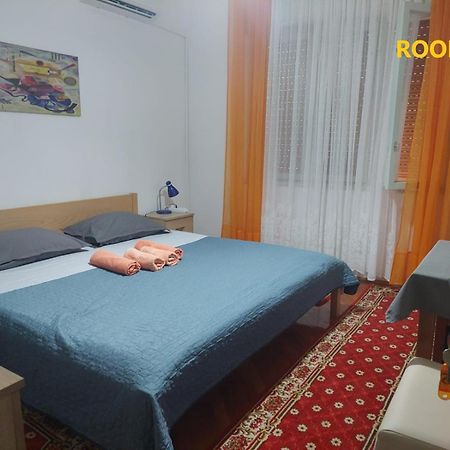 פורץ Guest House Lovric מראה חיצוני תמונה