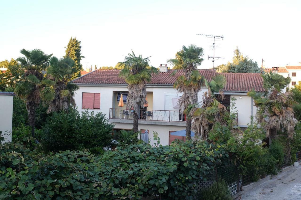 פורץ Guest House Lovric מראה חיצוני תמונה